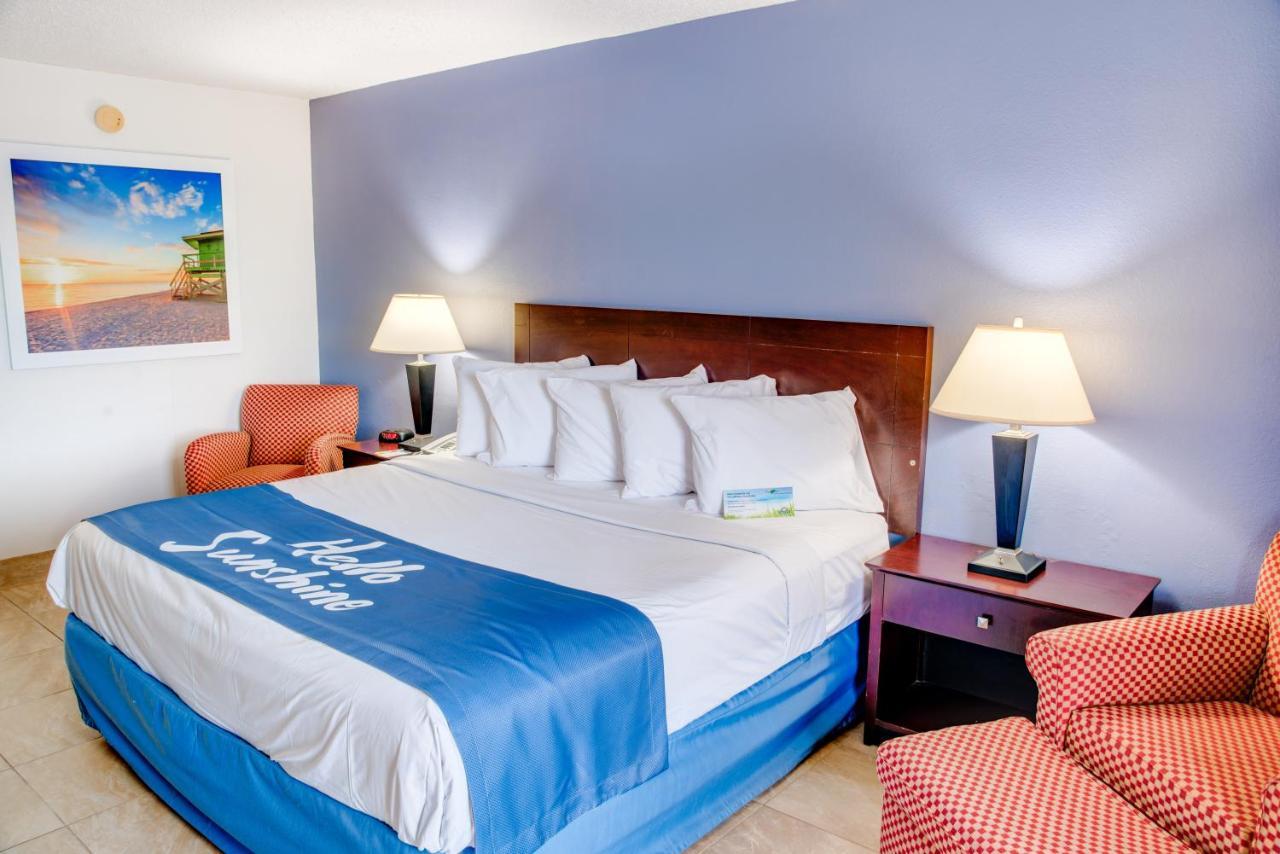 Days Inn By Wyndham St. Petersburg / Tampa Bay Area Pinellas Park Esterno foto
